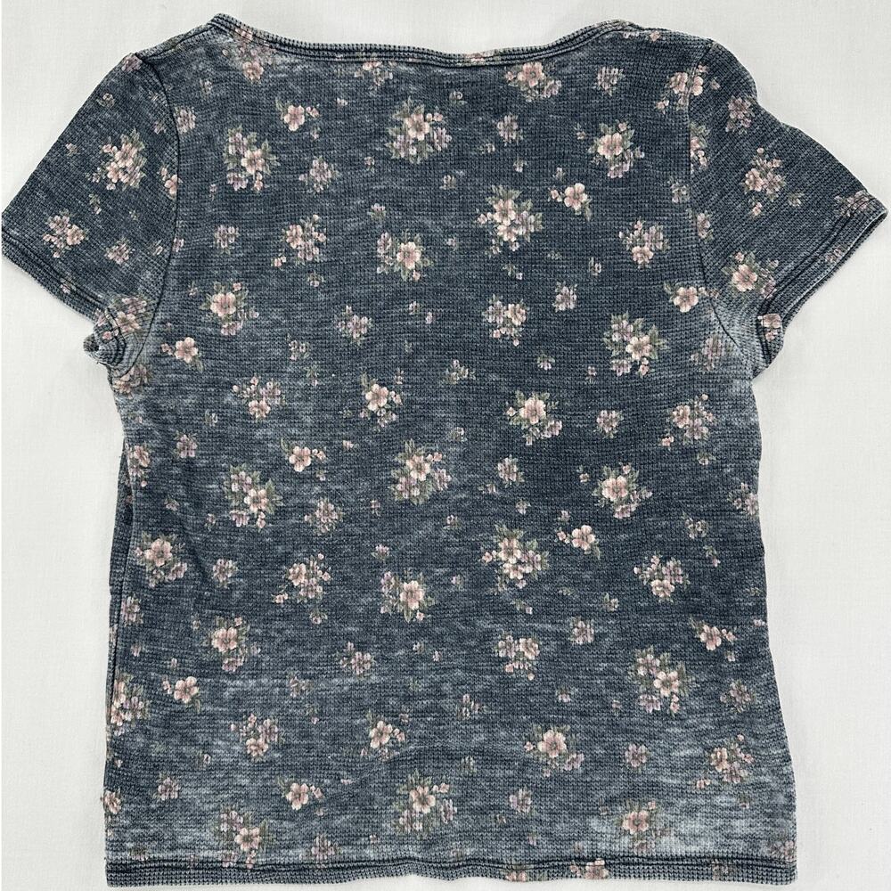 American Eagle Floral Print Shirt